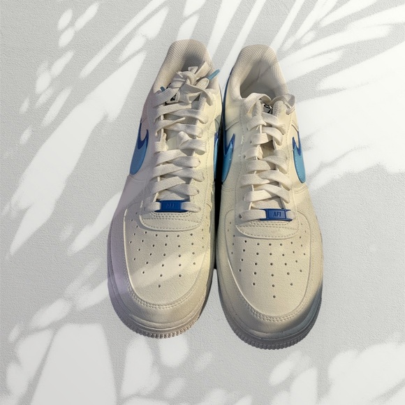 Nike Other - Nike Air Force 1 ‘07 LV8